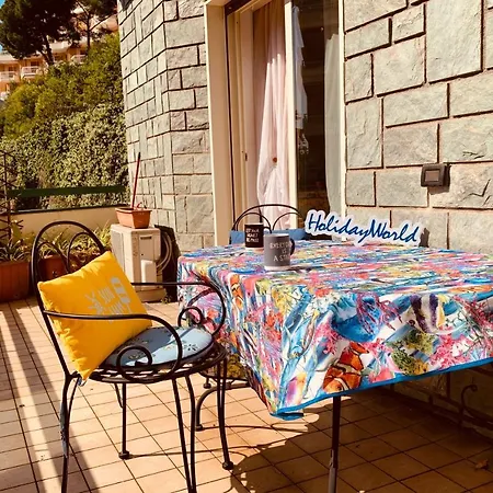 Titti By Holiday World Apartamento San Remo