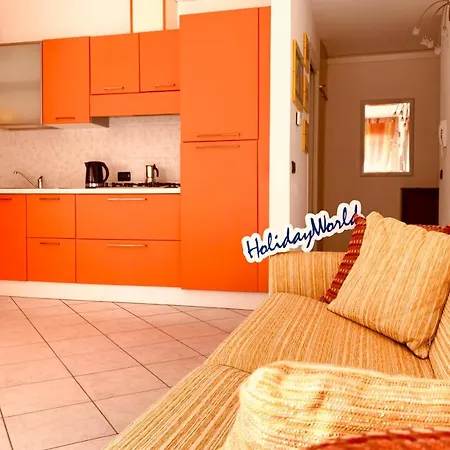 Titti By Holiday World Apartment Sanremo